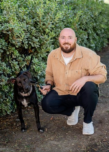 Dr. Zachary Lax, BVetMed
